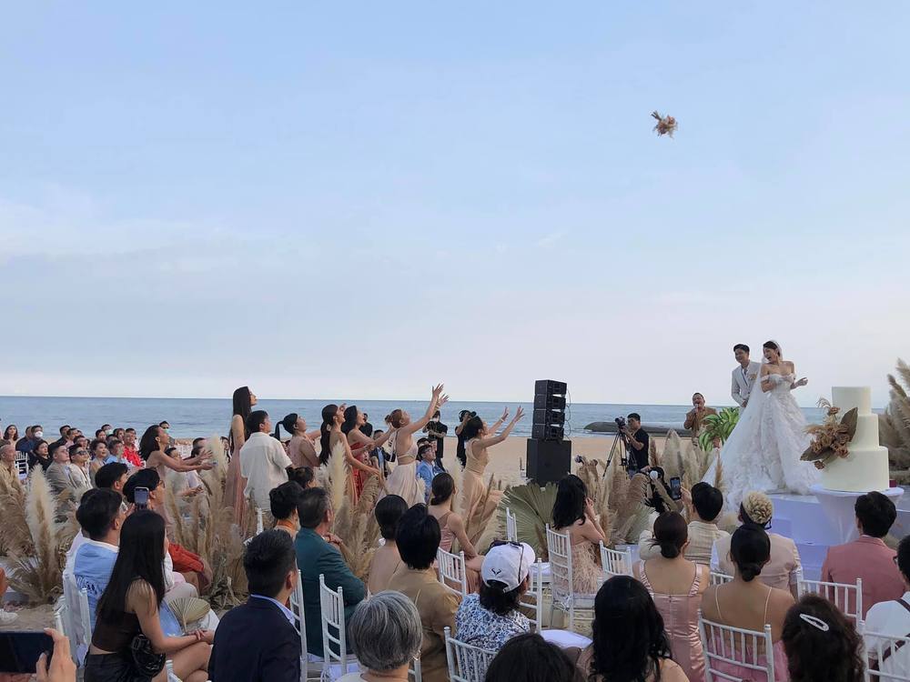 Diệu Nhi bắt hoa cưới Minh Hằng, dân tình rần rần đợi thêm hôn lễ? - Hình 3