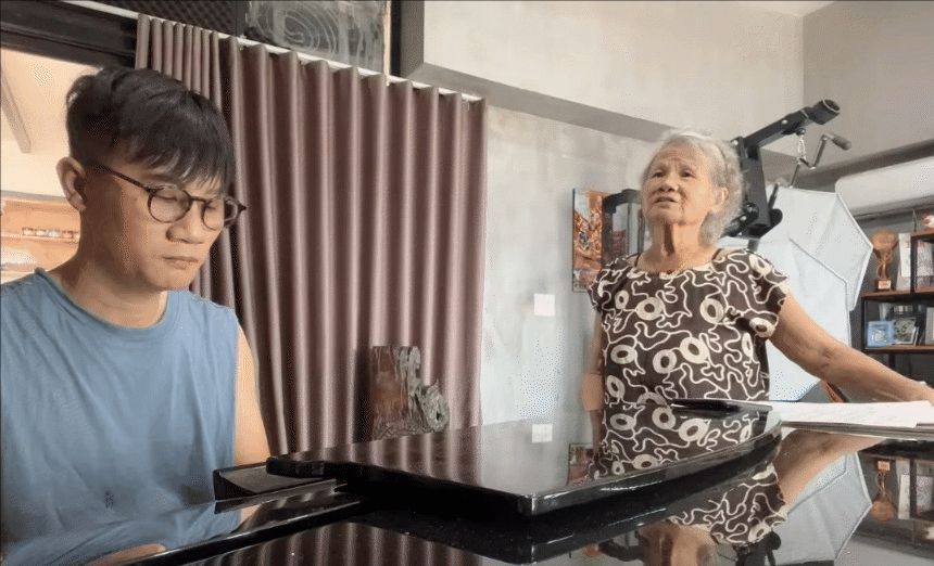 Hoàng Bách và mẹ song ca ngọt như mía lùi, netizen cảm thán: Không dám nghe hết... - Hình 1