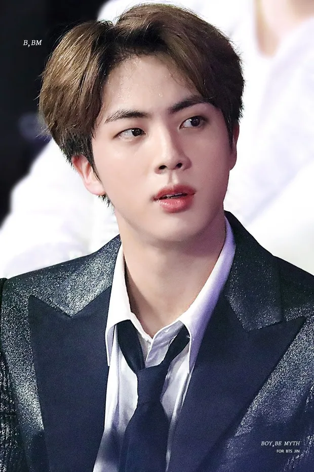 Jin (BTS) lộ chuyện hẹn hò bí mật vì Jimin và RM vạ miệng? - Hình 1