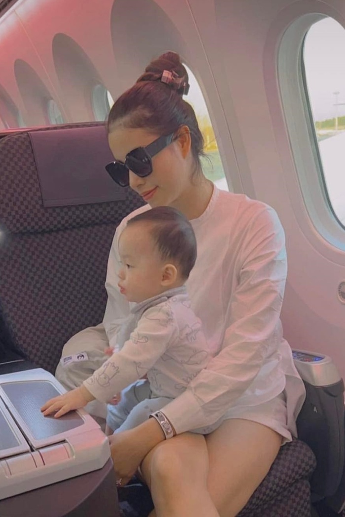 Phạm Hương về nước để tổ chức hôn lễ, váy cưới đã được đặt may theo yêu cầu? - Hình 1