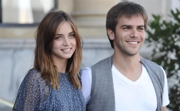 Ana de Armas: Mỹ nhân Cuba gây sốt từ Bond Girl đến Marilyn Monroe và lịch sử tình trường gây choáng - Hình 8