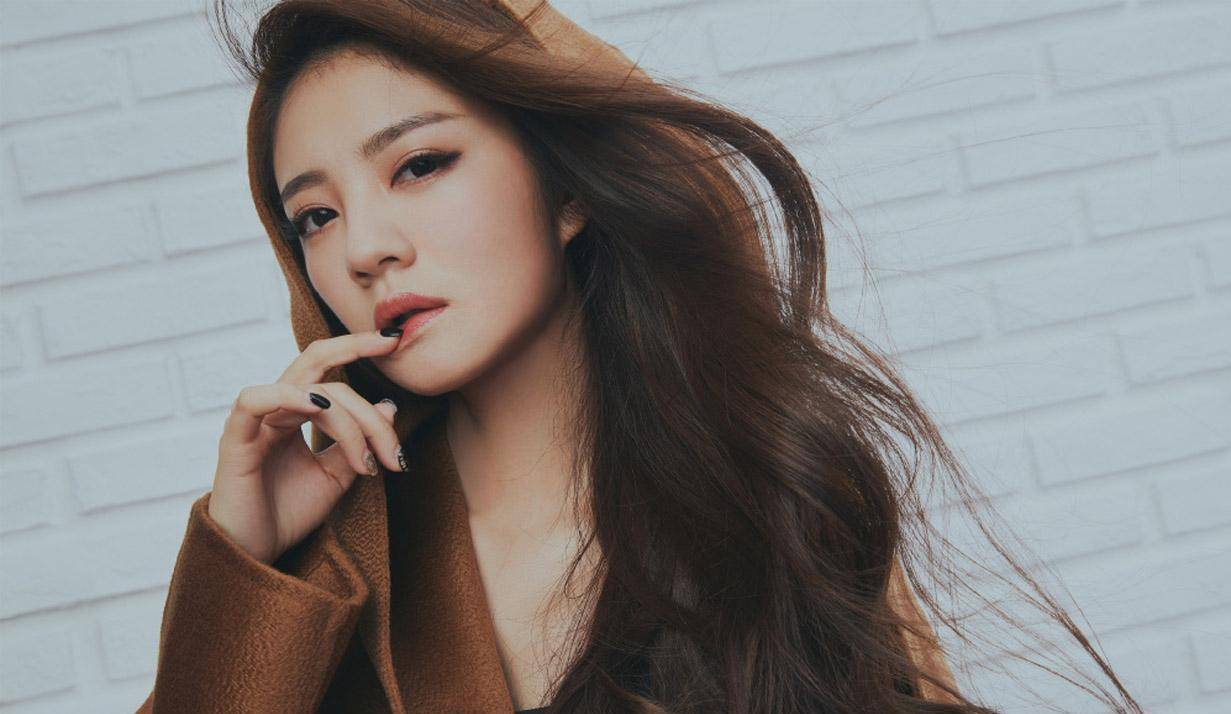 An Dĩ Hiên gặp trở ngại tâm lý, không dám ngẩng mặt nhìn mọi người khi ông xã đại gia bị bắt - Hình 5
