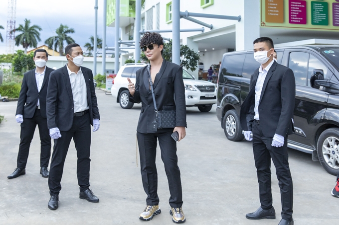 Nathan Lee bất ngờ hé lộ thời gian kết hôn sau loạt ồn ào đấu tố với 'đồng nghiệp' - Hình 2