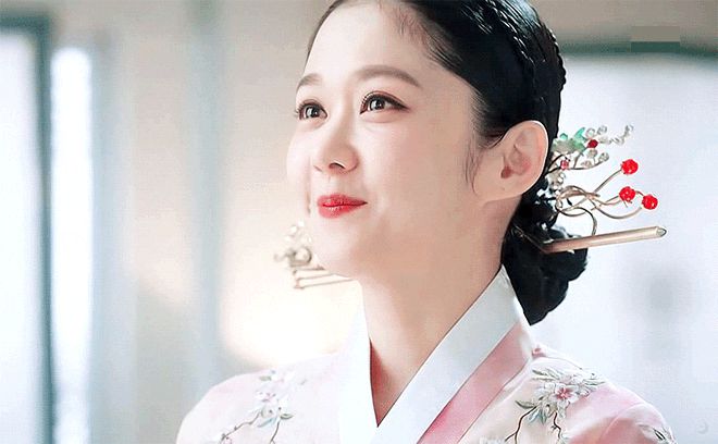 Jang Nara gây sốc khi thông báo kết hôn với bạn trai kém 6 tuổi - Hình 3