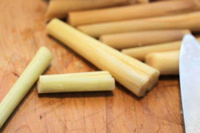 3 cách kho giò heo ngon đậm vị đưa cơm những chiều mưa - Hình 3