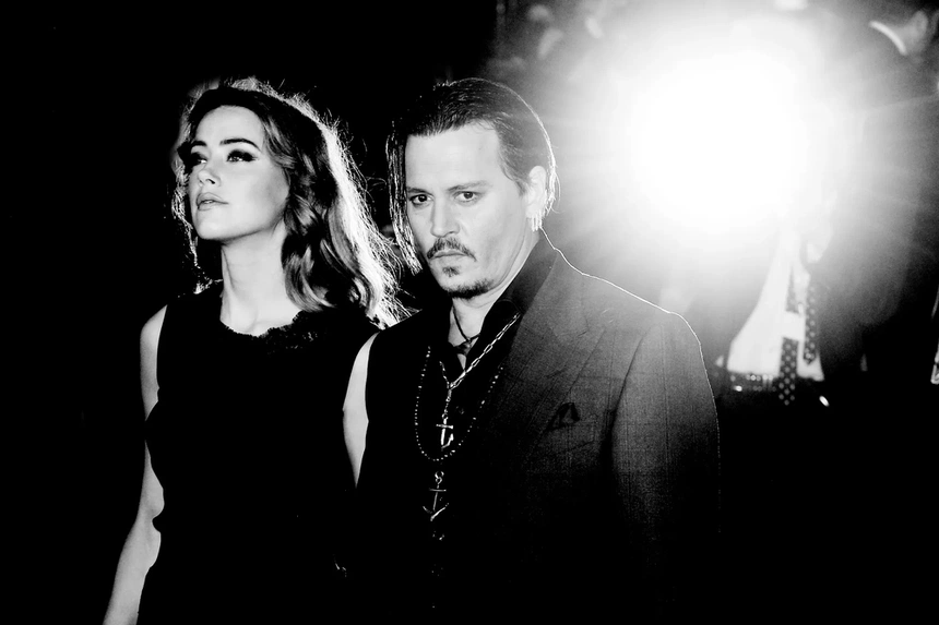 Amber Heard khó kiếm tiền, khôi phục thanh danh, Johnny Depp có ngủ quên trên chiến thắng? - Hình 1