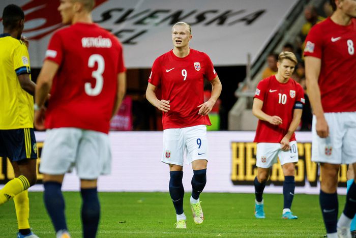 Haaland thăng hoa tại UEFA Nations League - Hình 5