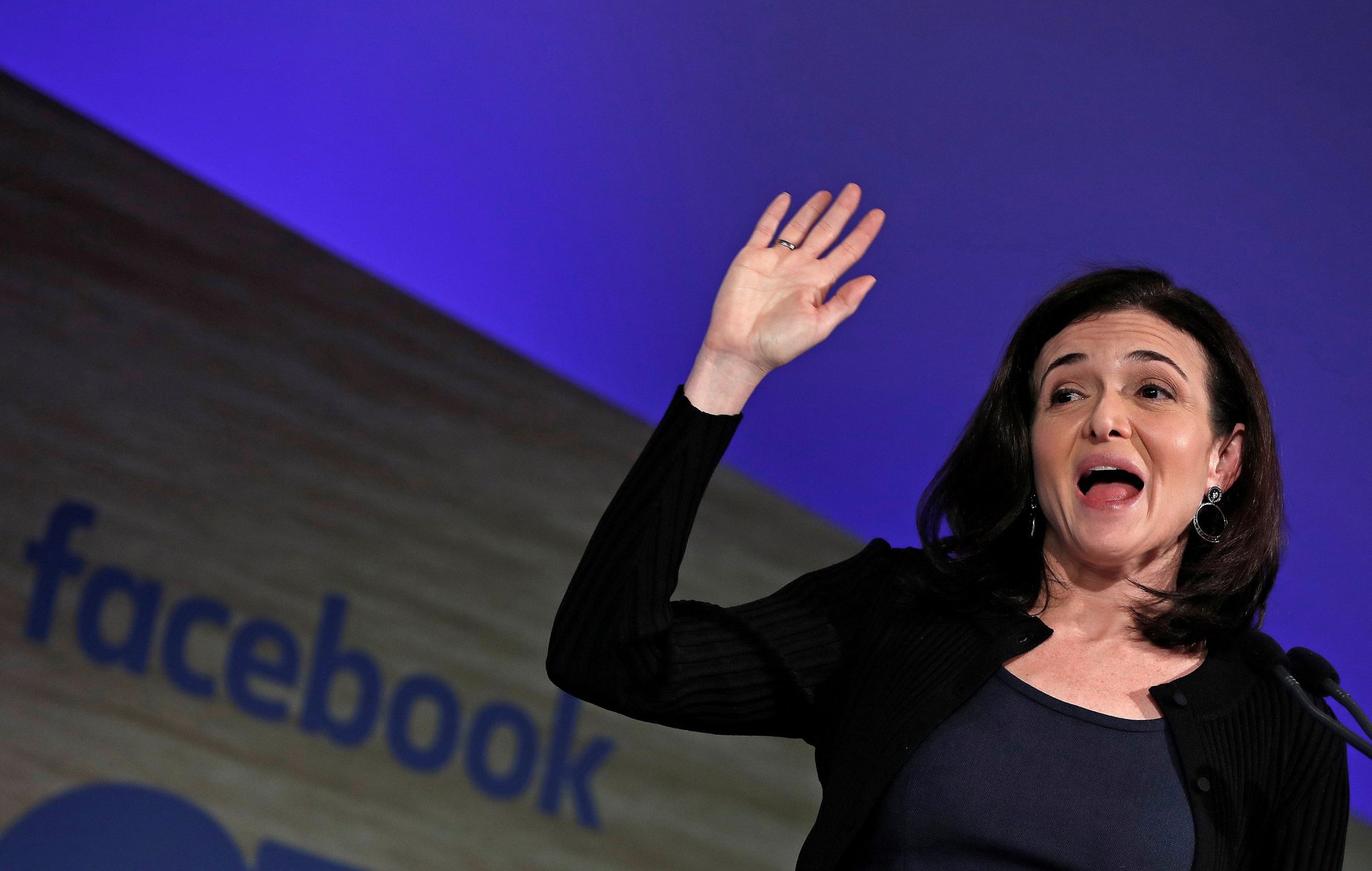 Mark Zuckerberg đối mặt tương lai tăm tối: Tự mãn trong cô độc vì mất đi cánh tay phải đắc lực - Hình 1