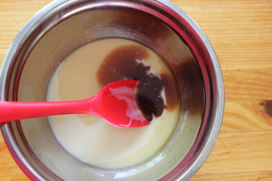Món kem caramel mặn không cần máy đánh kem - Hình 2