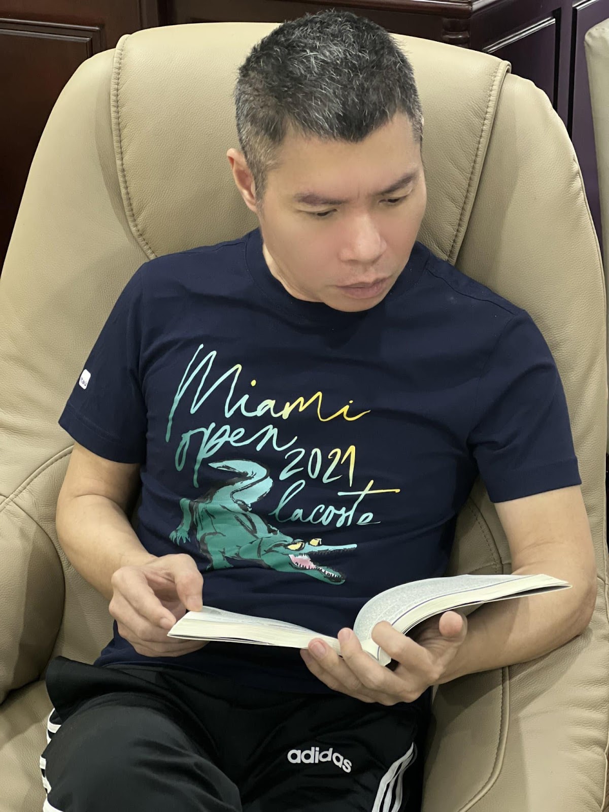NSND Công Lý hiếm hoi xuất hiện cùng đoàn phim, bà xã kém tuổi chia sẻ điều xúc động - Hình 6
