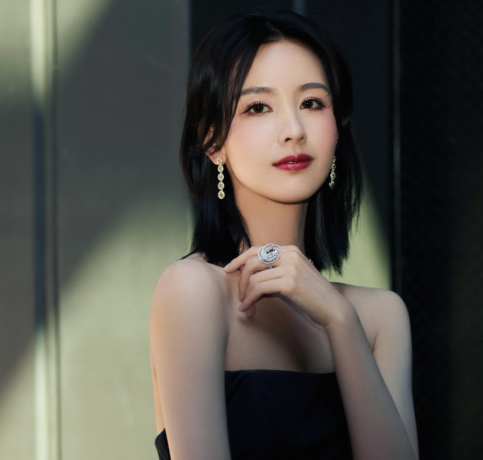 Trần Đô Linh - Nàng thơ của Tô Hữu Bằng xuất thân gia thế khủng, gây tranh cãi về diễn xuất - Hình 2