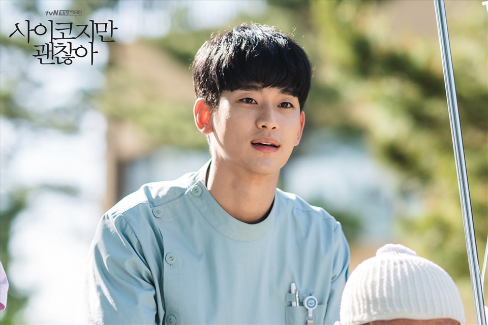 Song Joong Ki từng từ chối 1 vai diễn để đời, người thế chỗ nay thành ông trùm cát xê xứ Hàn - Hình 6