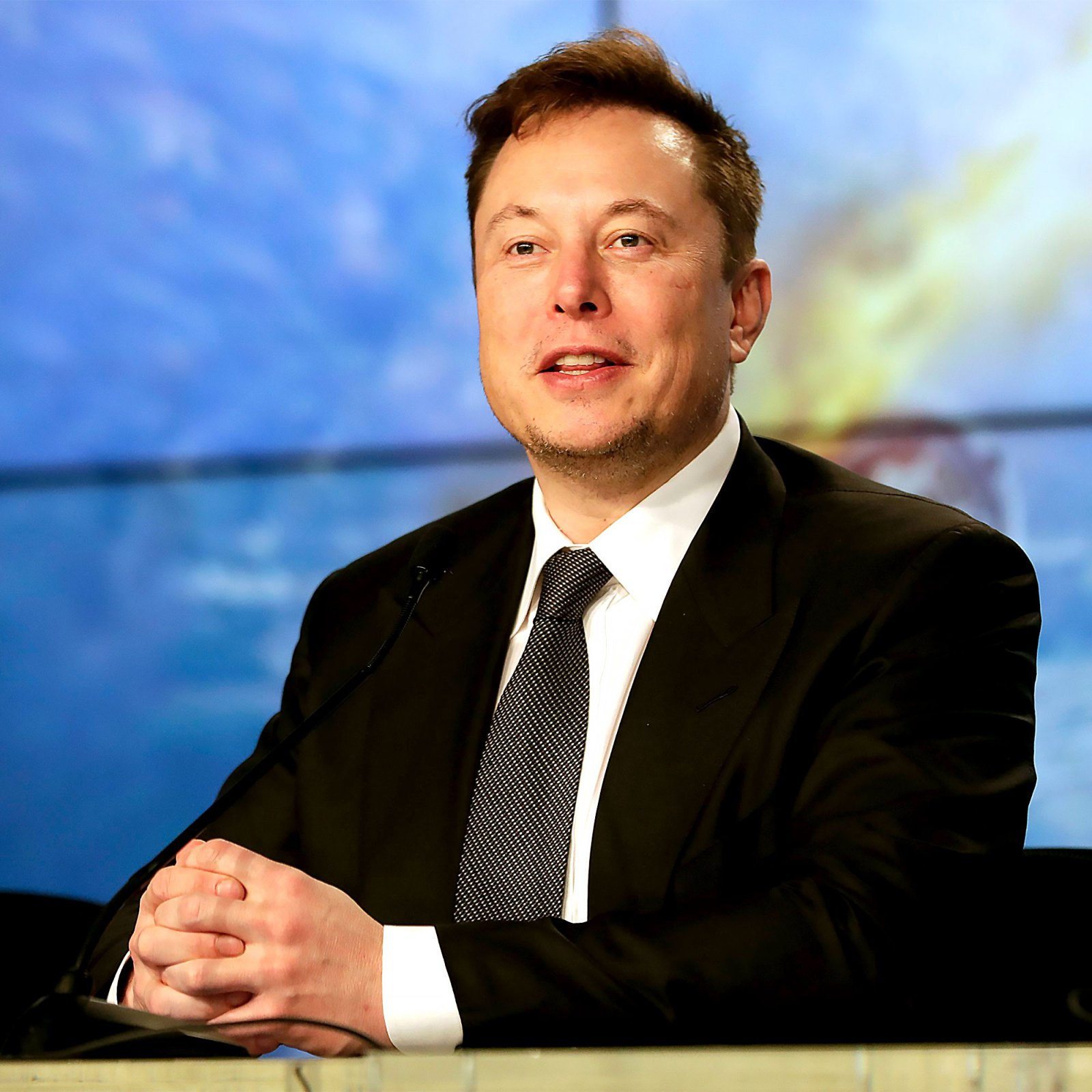Amber Heard luyến tiếc tình cũ, vẫn giữ món quà Elon Musk tặng khi còn hẹn hò? - Hình 4