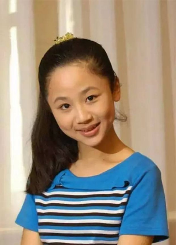 Dương Tử - Hoa Đán 9x lắm tài nhiều tật, có thói quen thọc tay vào mũi bạn diễn - Hình 1