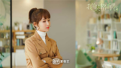 Dương Tử - Hoa Đán 9x lắm tài nhiều tật, có thói quen thọc tay vào mũi bạn diễn - Hình 6