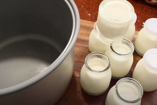 Hướng dẫn cách làm sữa chua dẻo bằng nồi cơm điện tại nhà