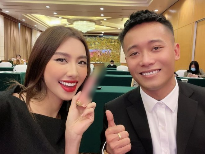 Hoa hậu Thùy Tiên bị hải quan Angola giữ lại không lý do, Quang Linh Vlog lo lắng căn dặn 1 điều - Hình 7
