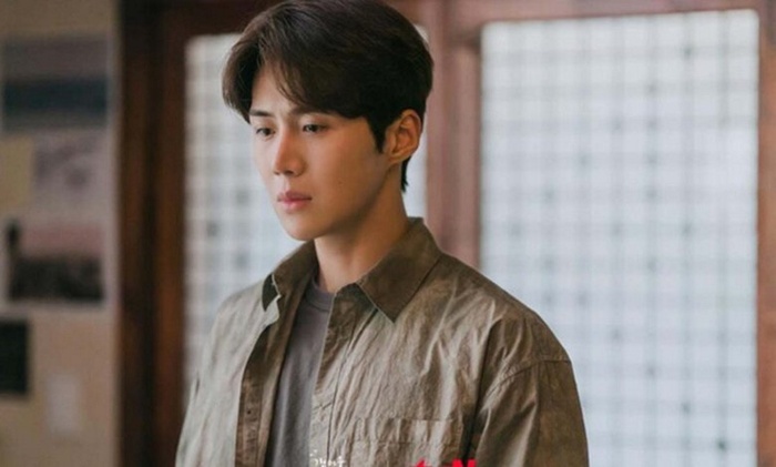 Kim Seon Ho vừa tái xuất đã phải nhập viện vì bệnh nặng hậu bê bối ép bạn gái phá thai - Hình 10