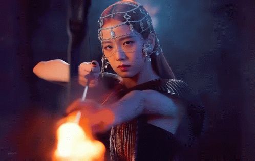 Đã tìm thấy chị em sinh đôi của Jisoo (BLACKPINK): Ngoại hình giống nhau đến bất ngờ, là thành viên của nhóm nhạc nổi tiếng - Hình 1