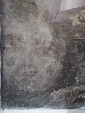 Kỳ bí những gương mặt ma quái liên tục xuất hiện trên nền nhà Ky-bi-nhung-guong-mat-ma-quai-lien-tuc-xuat-hien-tren-nen-nha-b13-6541778