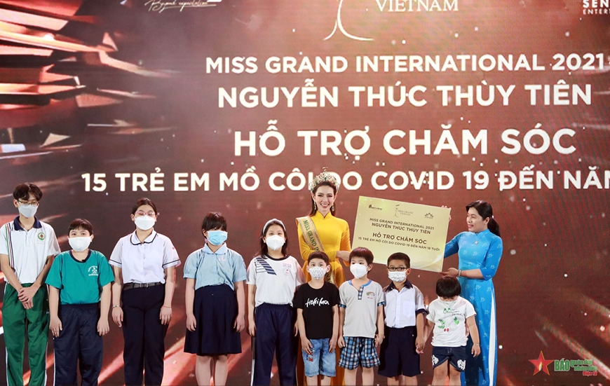 Thùy Tiên bị Quang Linh Vlog chê 1 điểm, phản ứng bất ngờ khi biết bạn trai tin đồn đã làm cha - Hình 7