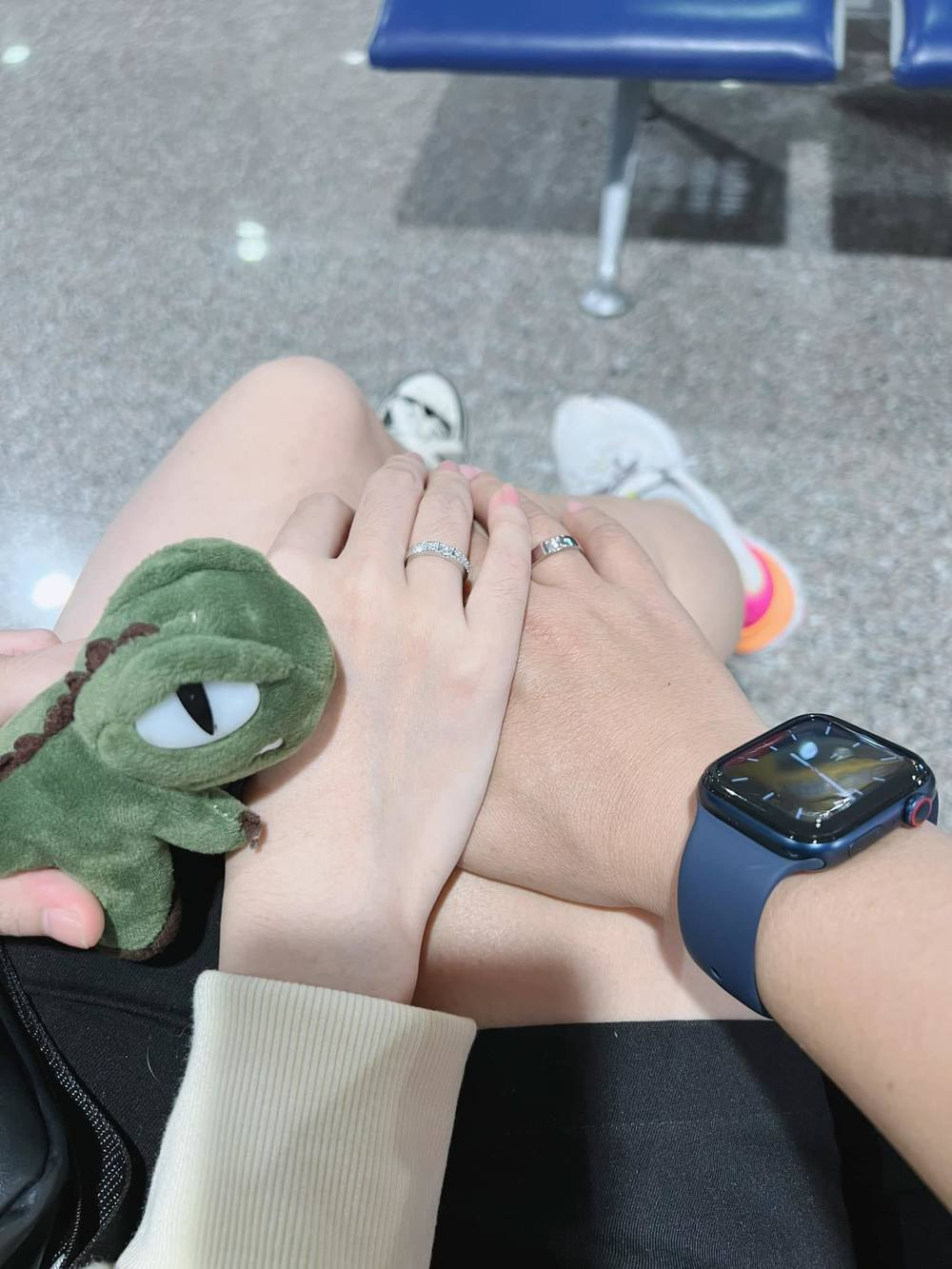 Thiện Nhân đã đưa người yêu đồng giới hơn 15 tuổi về quê xin cưới và bị phản đối kịch liệt - Hình 2