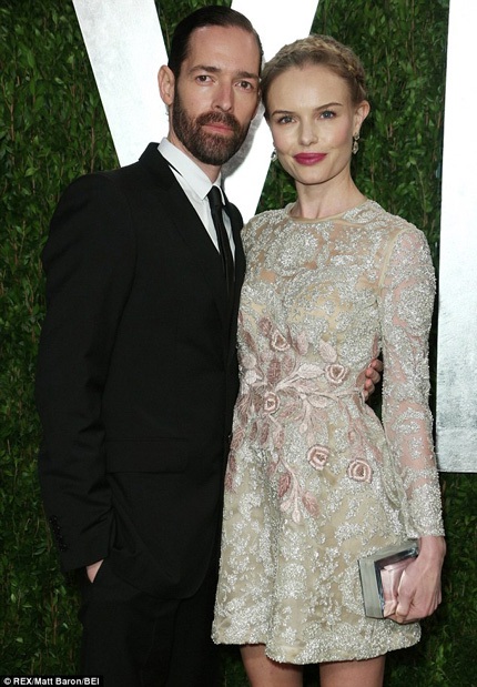 Minh tinh Kate Bosworth chính thức đệ đơn ly hôn chồng đạo diễn sau khi có tình mới - Hình 2