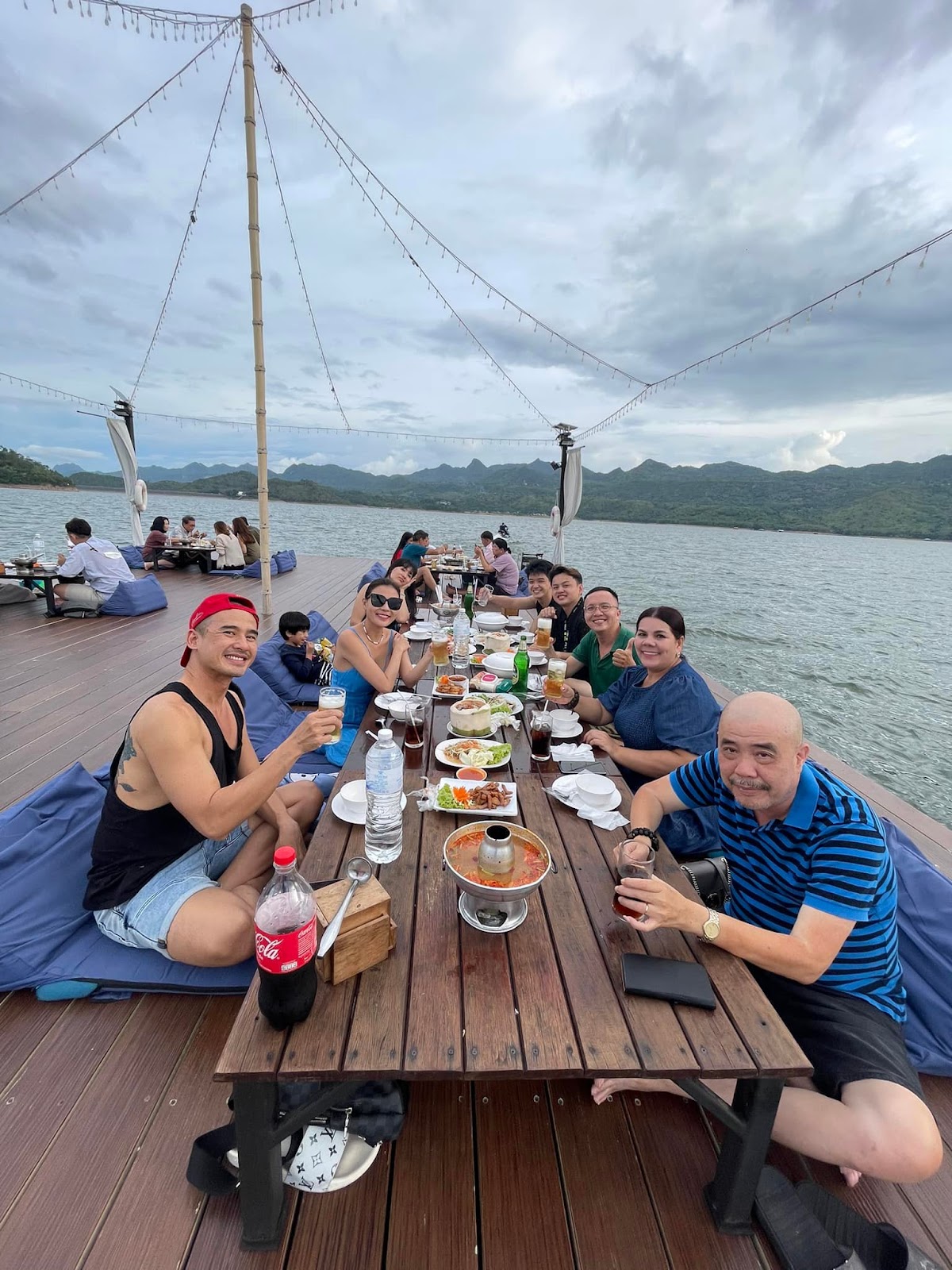 Nguyệt Ánh đưa con trai đi du lịch Thái Lan giữa tin đồn đường ai nấy đi với chồng Ấn Độ - Hình 3