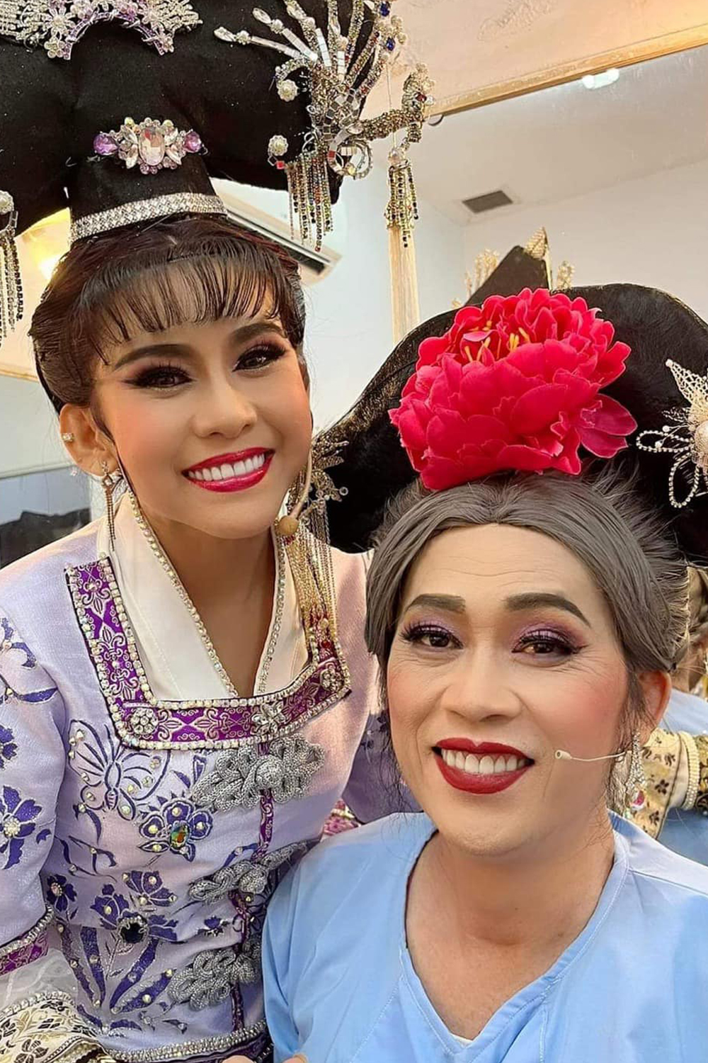 NSƯT Hoài Linh đang trở lại showbiz mạnh mẽ, ra miền Trung biểu diễn miễn phí sau lùm xùm từ thiện - Hình 1