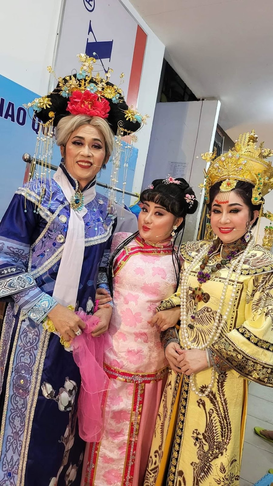 NSƯT Hoài Linh đang trở lại showbiz mạnh mẽ, ra miền Trung biểu diễn miễn phí sau lùm xùm từ thiện - Hình 3