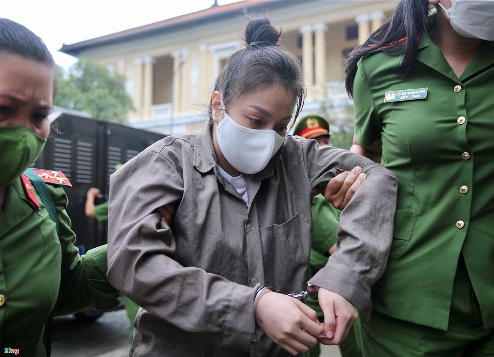 Hé lộ những diễn biến tiếp theo trong vụ dì ghẻ xuống tay với bé gái 8 tuổi - Hình 2