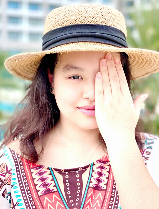 Suli và Suti - 2 ái nữ nhà siêu mẫu Thúy Hạnh trổ mã xinh đẹp - Hình 2