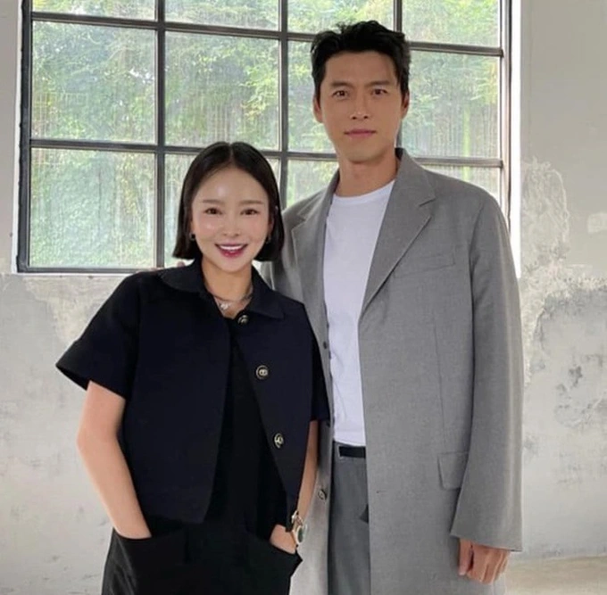 Tại sao Hyun Bin vẫn khiến fan mê mẩn dù đã kết hôn và sắp làm bố ở tuổi 40? - Hình 2