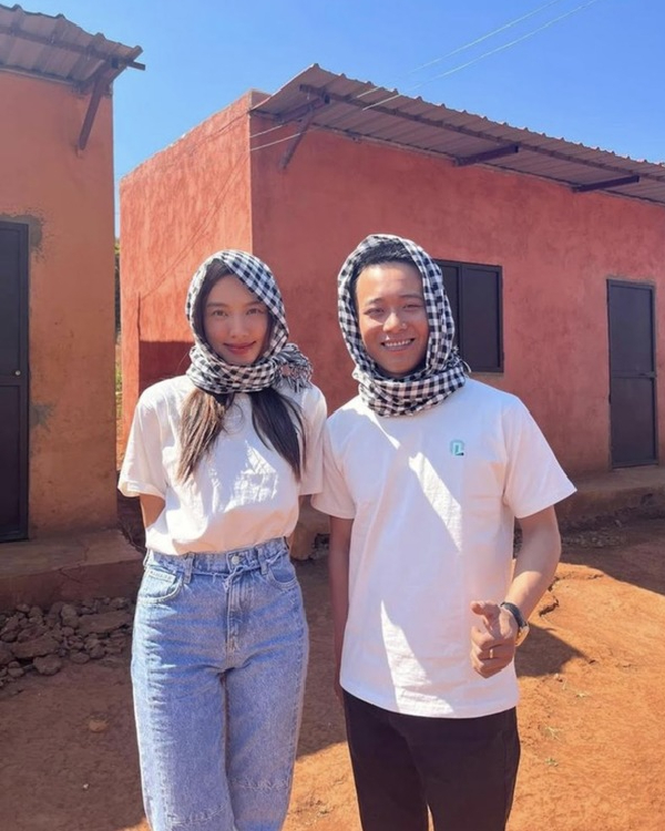 Thùy Tiên tuyên bố chỉ là bạn của nhau, Quang Linh Vlog phản ứng bất ngờ! - Hình 3