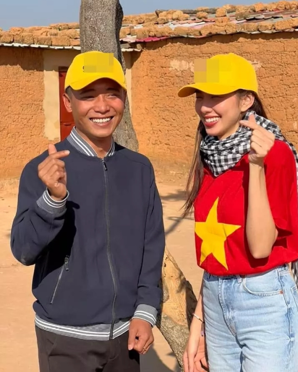 Thùy Tiên tuyên bố chỉ là bạn của nhau, Quang Linh Vlog phản ứng bất ngờ! - Hình 1
