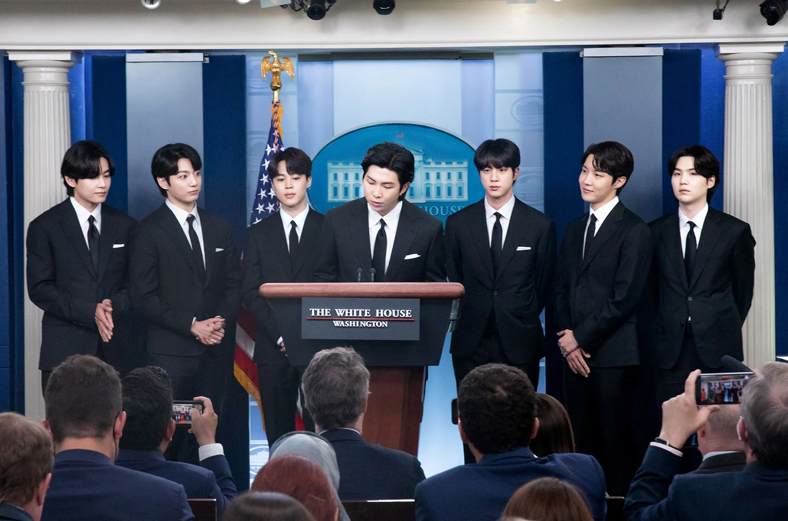 BTS sẽ mang hàng khủng tới World Cup 2022 tại Qatar? - Hình 3