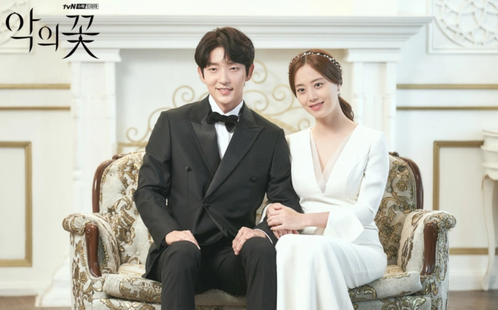 Moon Chae Won - Nữ hoàng rating xứ Hàn từng phim giả tình thật với Song Joong Ki - Hình 8