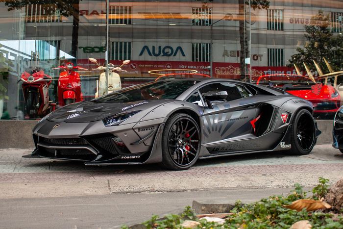 Lamborghini Aventador hầm hố với gói độ của Liberty Walk tại  - Ôtô -  Việt Giải Trí