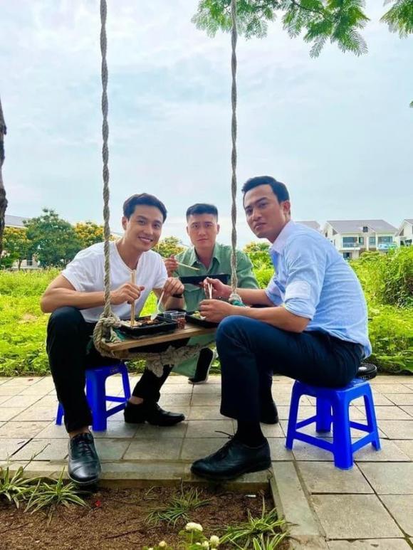 Doãn Quốc Đam gây mê với hình tượng tổng tài sau khi đáp trả cực gắt vụ Hồng Đăng - Hồ Hoài Anh - Hình 2