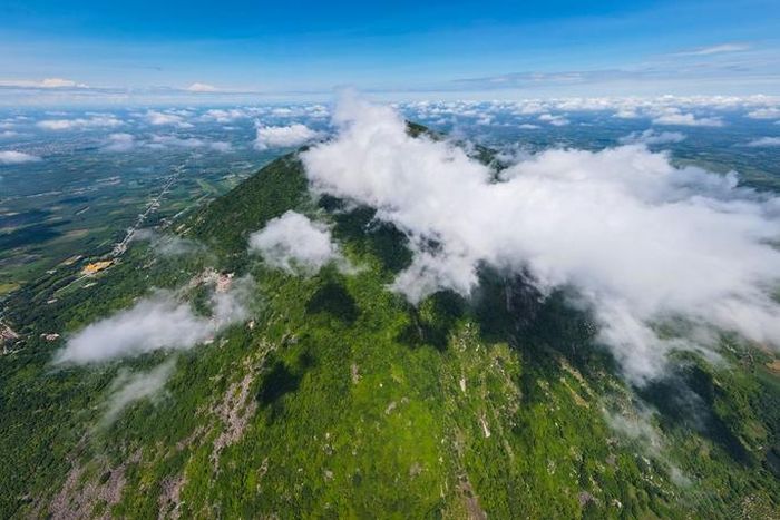 5 điểm đến níu chân du khách ở Tây Ninh - Hình 11