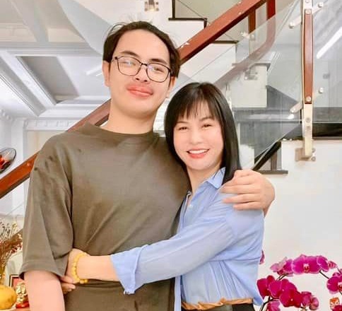 Cát Phượng khoe thành tích học tập 'khủng của con trai - Hình 2