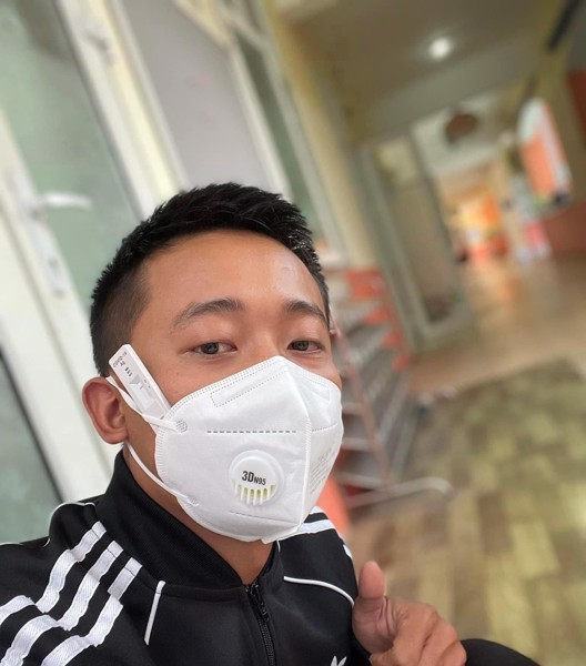 Hoa hậu Thùy Tiên rục rịch sang Angola cùng Quang Linh Vlog: Fan lại có dịp 'lên thuyền' - Hình 5