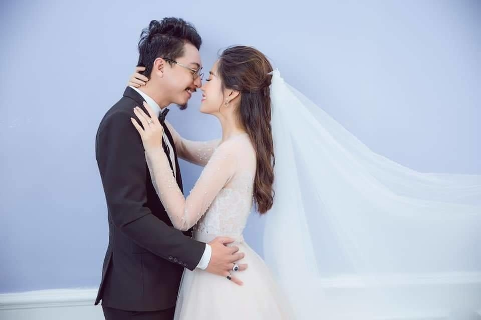 Hứa Minh Đạt - Tuổi thơ thiếu thốn và cuộc hôn nhân hơn 1 thập kỷ với Lâm Vỹ Dạ - Hình 5