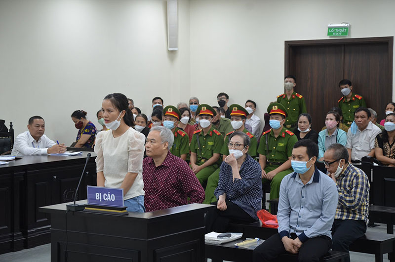 Lợi dụng chương trình Trái tim Việt Nam, chiếm đoạt hàng trăm tỷ đồng - Hình 1