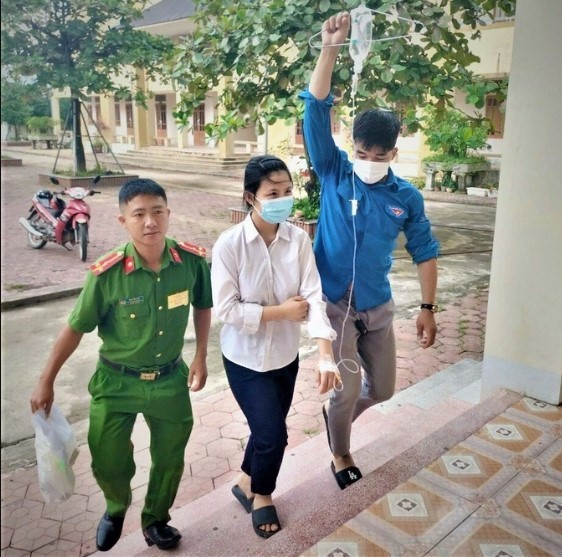 Thí sinh bá đạo nhất buổi thi Văn: Không tủ nào đè nổi em! - Hình 6