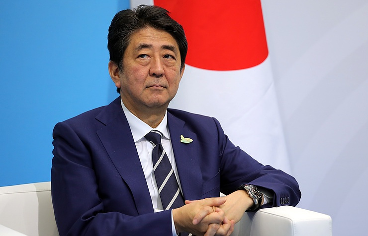 Thủ tướng Nhật Fumio Kishida tức tốc về Tokyo sau khi Shinzo Abe bị bắn, Đại sứ Mỹ liền tuyên bố sốc - Hình 4