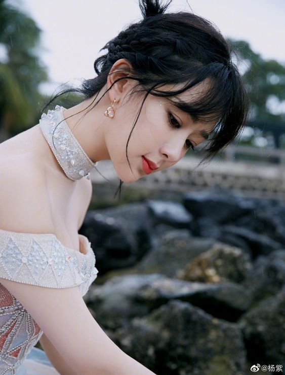Châu Đông Vũ đứng đầu BXH dàn tiểu hoa 90, thứ hạng của Địch Lệ Nhiệt Ba mới thực sự gây choáng - Hình 3