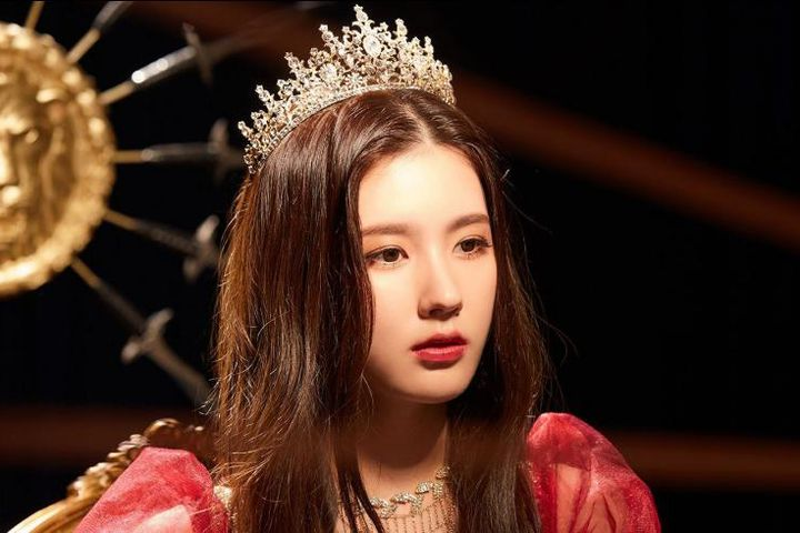 Miyeon - 'Đối thủ' của Jisoo, nếu không vì tình yêu thì đã trở thành mảnh ghép của BLACKPINK - Hình 2