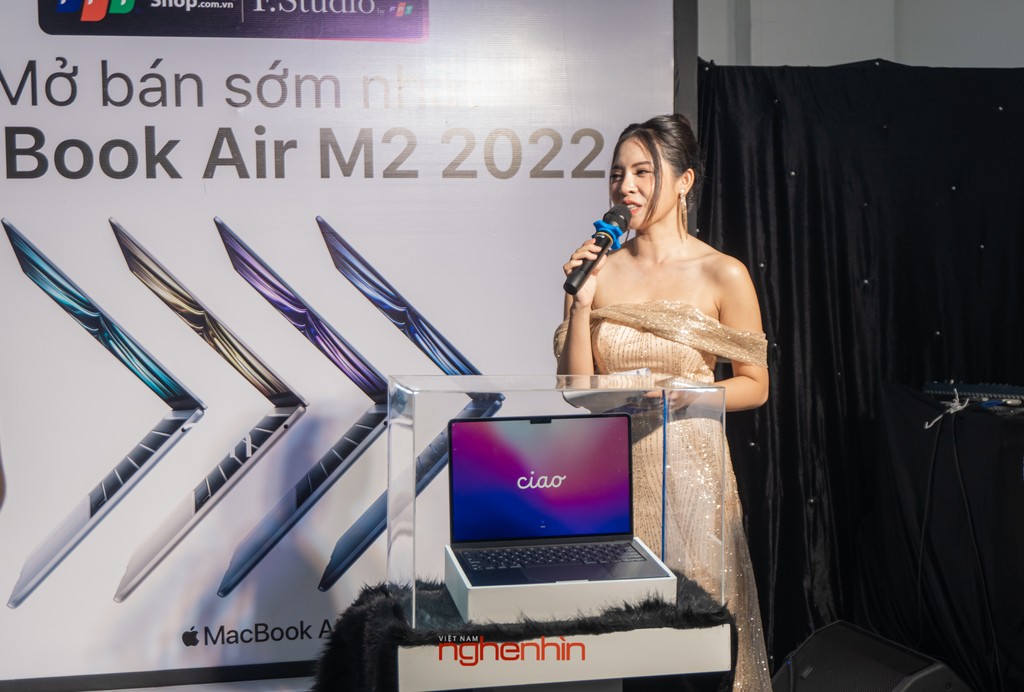 FPT Shop mở bán sớm MacBook Air M2 tại Việt Nam cùng quà tặng hấp dẫn - Hình 6