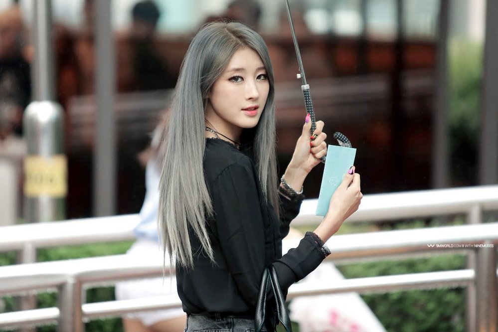 Jisoo (BLACKPINK) - Lia (ITZY) và những cặp idol không chỉ trùng tên thật mà còn có chung số mệnh - Hình 12